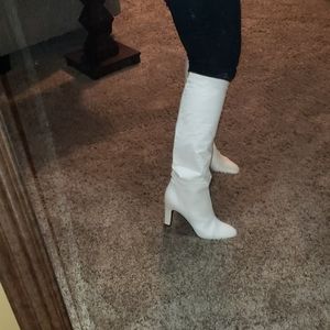 NINA RICCI soft creme real leather knee high bo…